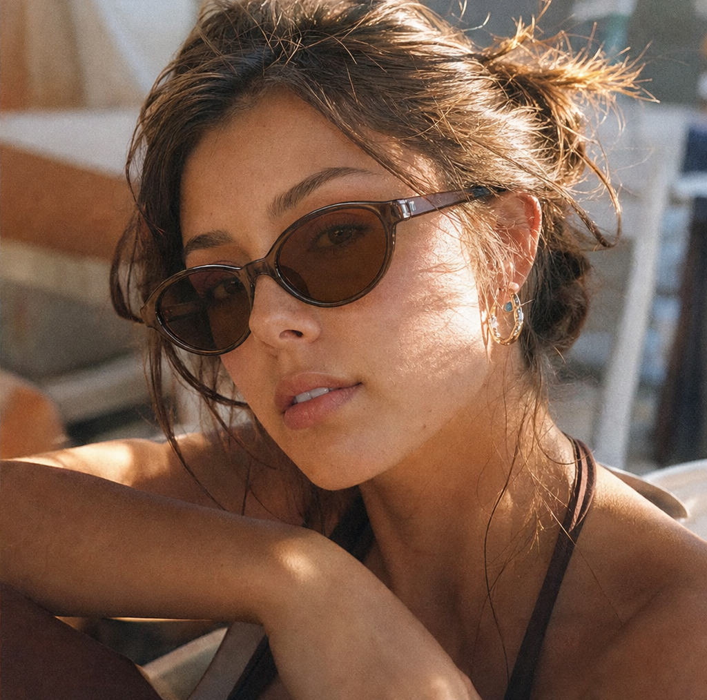 Lunettes de soleil cat-eye Mirage Lola — coloris brun ambré, monture légère UV400